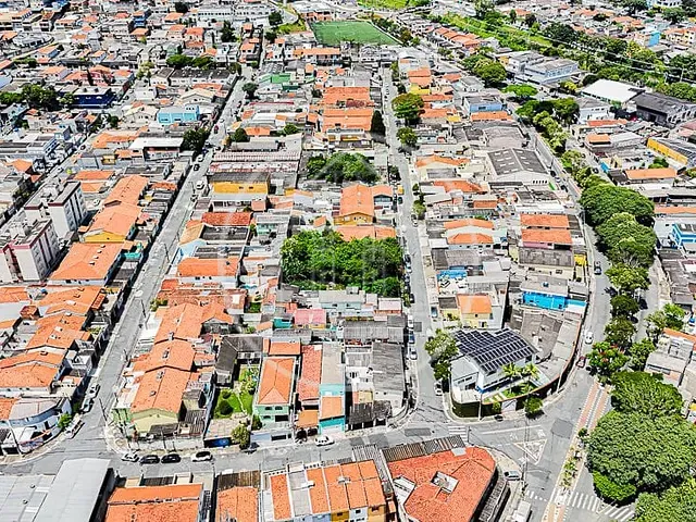 Terreno com 840m², à venda, no bairro Terceira Divisão de Interlagos em São Paulo