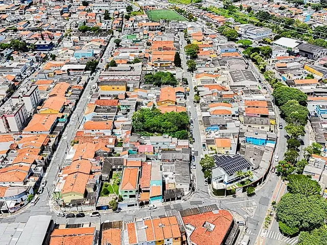 Terreno com 840m², à venda, no bairro Terceira Divisão de Interlagos em São Paulo