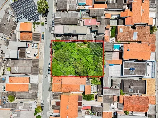 Terreno com 840m², à venda, no bairro Terceira Divisão de Interlagos em São Paulo
