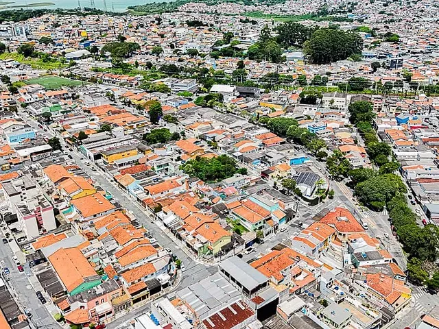 Terreno com 840m², à venda, no bairro Terceira Divisão de Interlagos em São Paulo