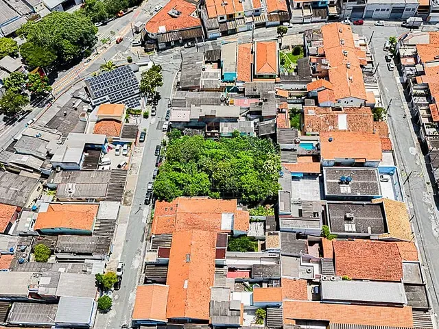 Terreno com 840m², à venda, no bairro Terceira Divisão de Interlagos em São Paulo