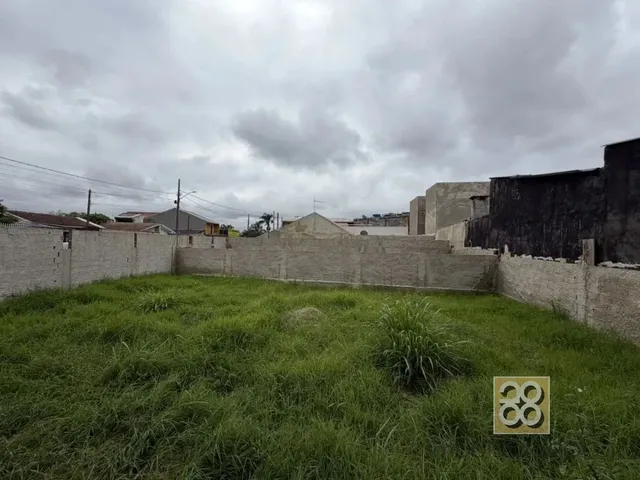 Terreno com 270m², à venda, no bairro Cajuru em Curitiba