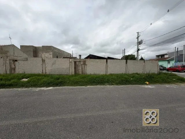 Terreno com 270m², à venda, no bairro Cajuru em Curitiba