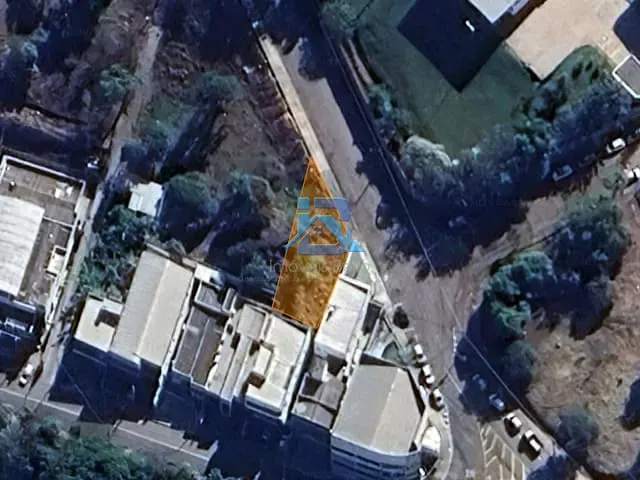 Terreno com 256m², à venda, no bairro Jardim Santo Antônio em Itatiba