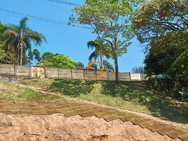 Terreno com 805m², à venda, no bairro Estância Santa Maria do Portão em Atibaia