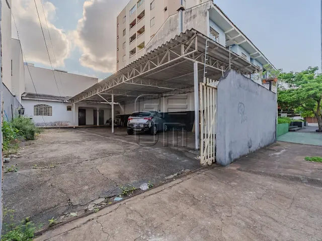 Terreno com 238m², à venda, no bairro Aurora em Londrina