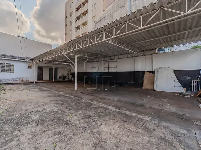 Terreno com 238m², à venda, no bairro Aurora em Londrina