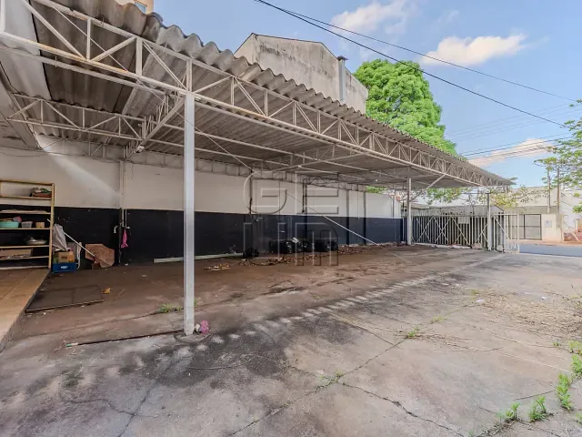 Terreno com 238m², à venda, no bairro Aurora em Londrina