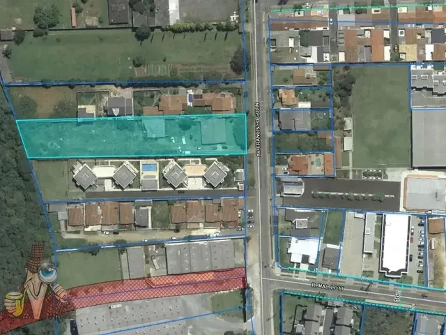 Terreno à venda, no bairro Santa Felicidade em Curitiba