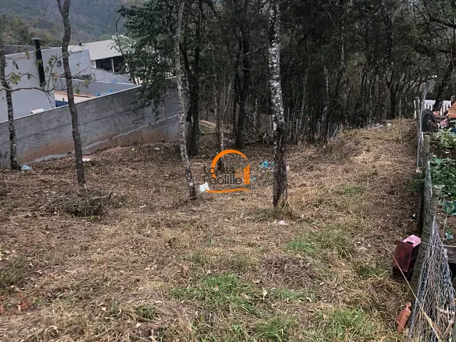 Terreno com 830m², à venda, no bairro Estância Santa Maria do Laranjal em Atibaia