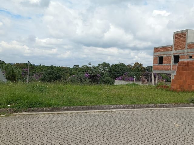 Terreno com 720m², à venda, no bairro Condomínio Reserva do Paratehy em São José dos Campos