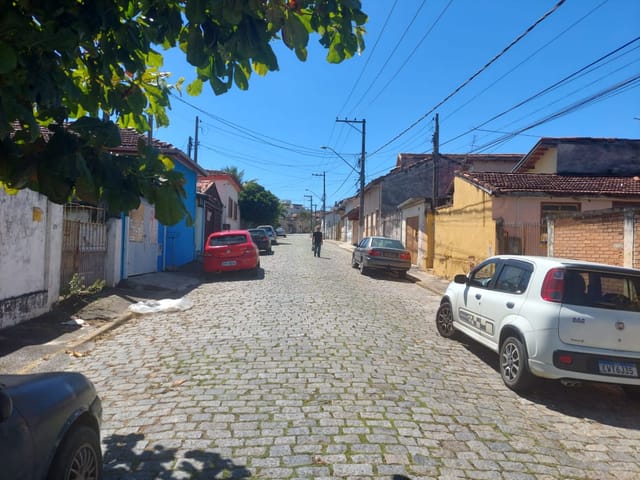 Terreno com 243m², à venda, no bairro Jardim Boa Vista em Pindamonhangaba