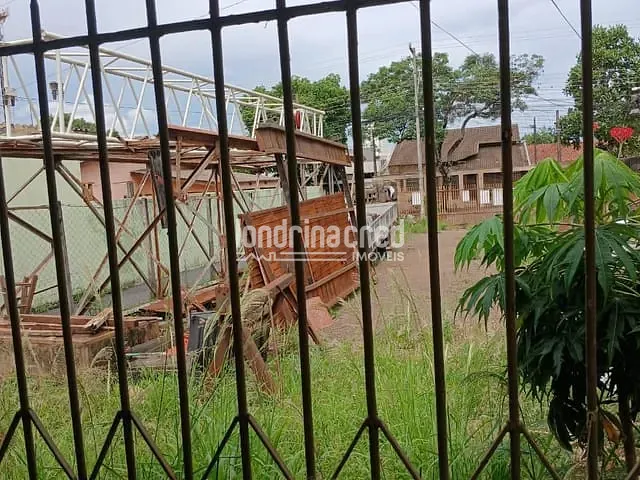 Terreno com 511m², à venda, no bairro Aeroporto em Londrina