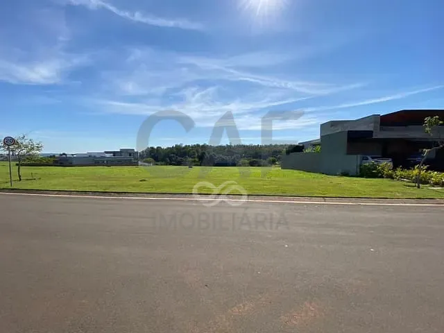 Terreno com 800m², à venda, no bairro Residencial Haras Patente em Jaguariúna