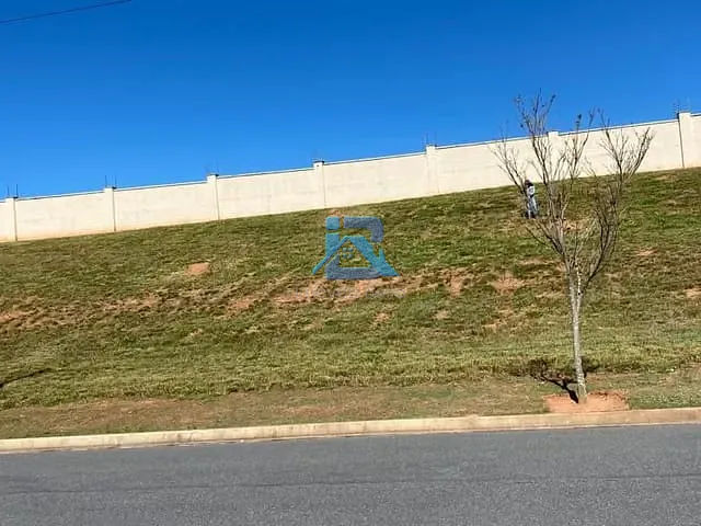 Terreno com 386m², à venda, no bairro Residencial Fazenda Santa Rosa - Fase 1 em Itatiba