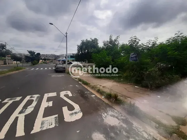 Terreno com 372m², à venda, no bairro Jardim do Lago Continuacao em Campinas