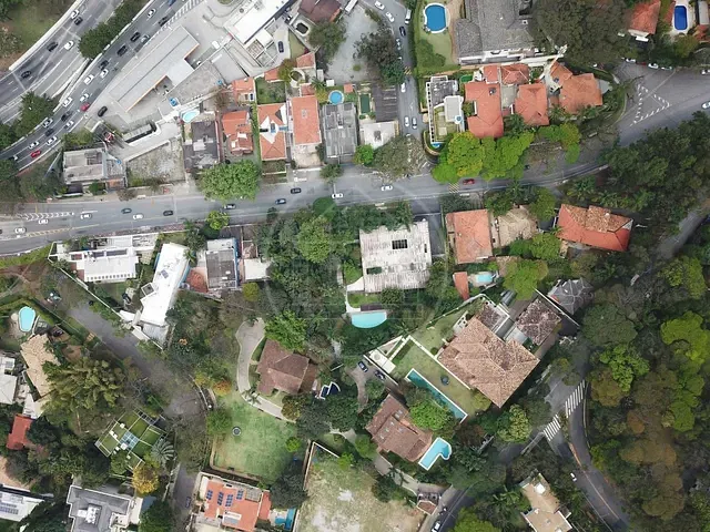 Terreno com 3100m², à venda, no bairro Cidade Jardim em São Paulo