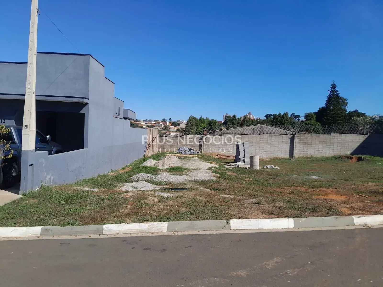 Terreno, 180 m² - Foto 2