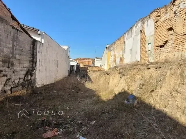 Terreno com 210m², para alugar, no bairro Vila Resende em Caçapava