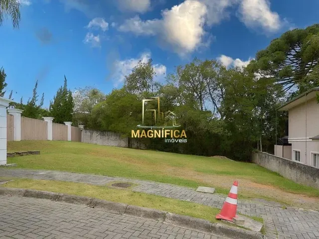 Terreno à venda, no bairro Santa Felicidade em Curitiba