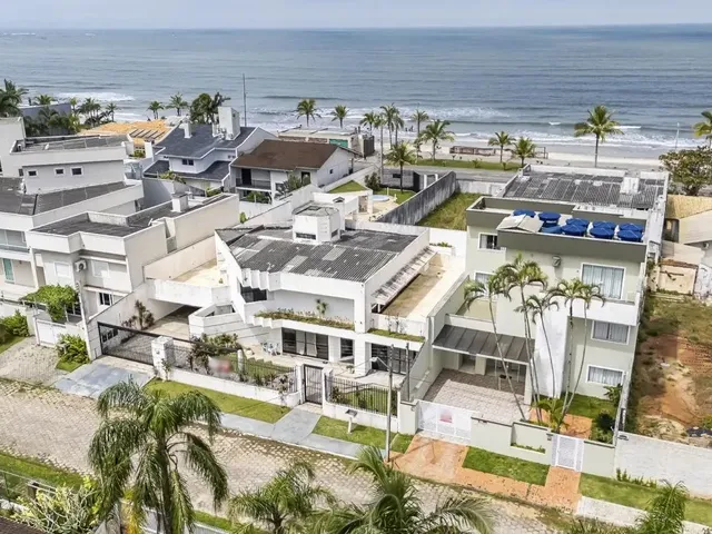 Terreno com 1110m² 5 quartos e 2 banheiros, à venda, no bairro Centro em Guaratuba