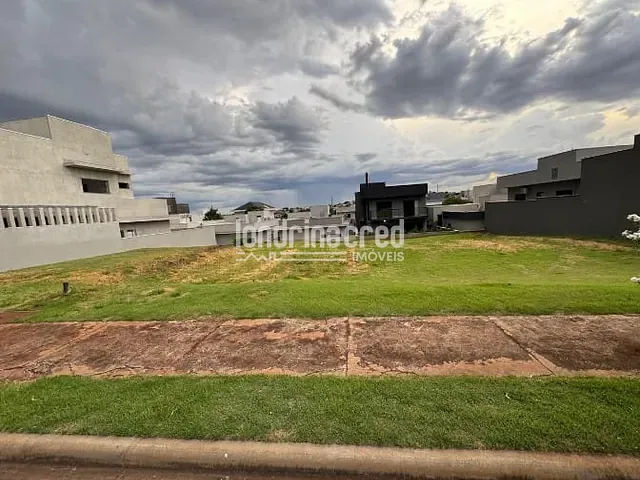 Terreno com 258m², à venda, no bairro CONDOMÍNIO ARAÇARI em Londrina