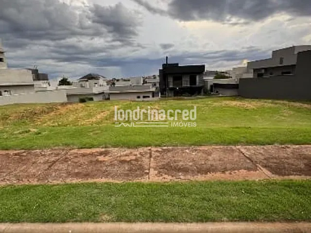 Terreno com 258m², à venda, no bairro CONDOMÍNIO ARAÇARI em Londrina