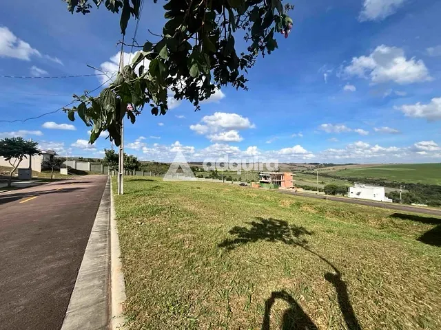 Terreno com 311m², à venda, no bairro Jardim Carvalho em Ponta Grossa