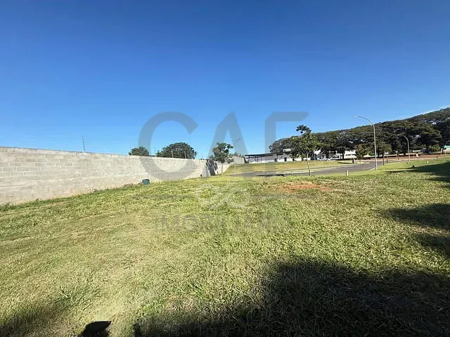 Terreno com 536m², à venda, no bairro Reserva Santa Izabel em Jaguariúna