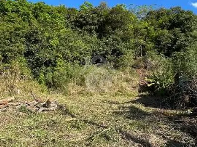 Terreno com 336m², à venda, no bairro Centro em Colinas