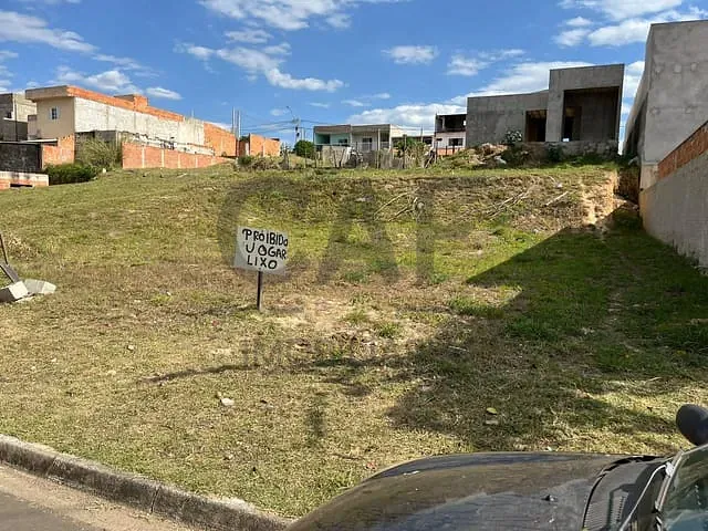 Terreno com 300m², à venda, no bairro Vila Primavera em Jaguariúna