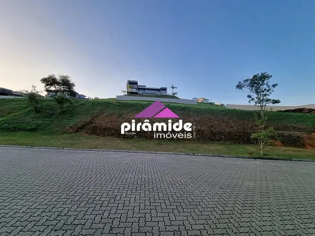 Terreno com 1376m², à venda, no bairro Urbanova em São José dos Campos