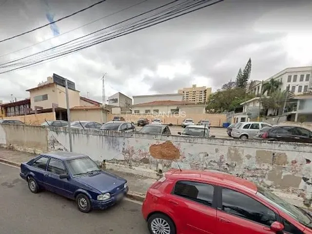 Terreno com 824m², à venda, no bairro Jardim Vergueiro em Sorocaba