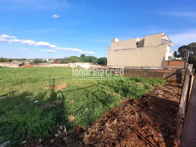 Terreno com 456m², à venda, no bairro Vila Santa Terezinha em Londrina
