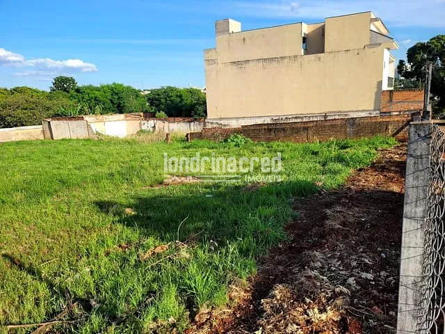 Terreno com 856m², à venda, no bairro Vila Santa Terezinha em Londrina
