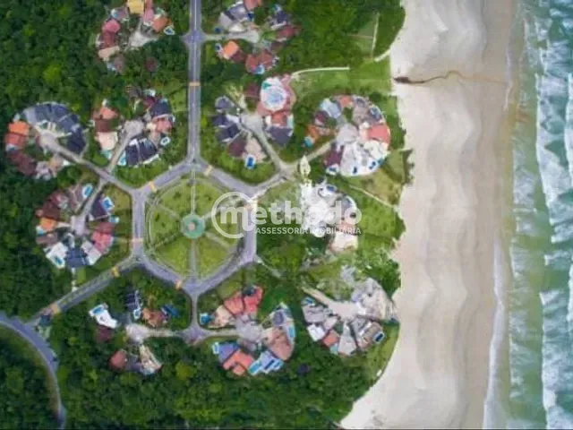Terreno com 384m², à venda, no bairro Guaratuba em Bertioga