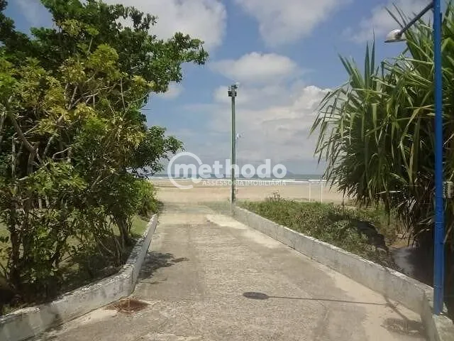 Terreno com 384m², à venda, no bairro Guaratuba em Bertioga