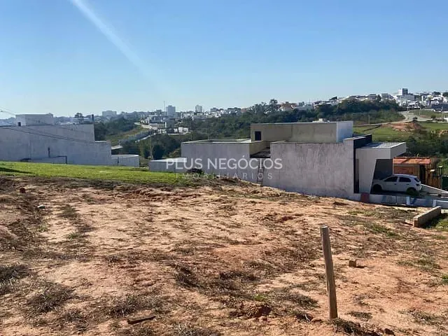 Terreno com 200m², à venda, no bairro Wanel Ville em Sorocaba