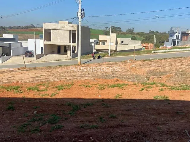 Terreno com 200m², à venda, no bairro Wanel Ville em Sorocaba