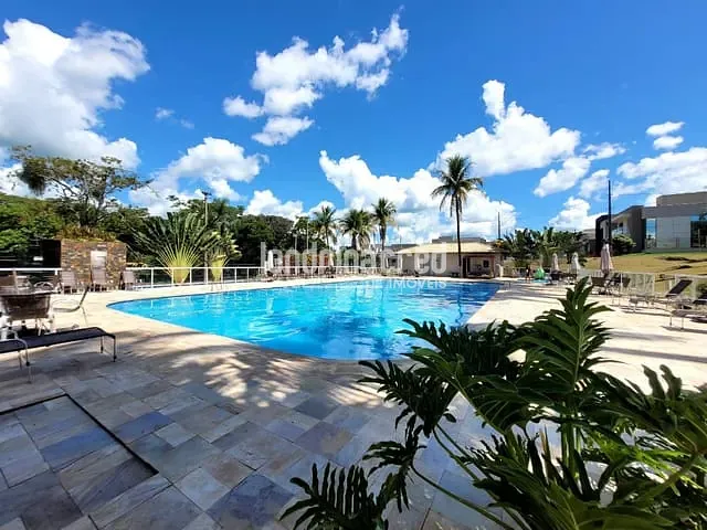 Terreno com 250m², à venda, no bairro Condominio Bella Vitta em Londrina