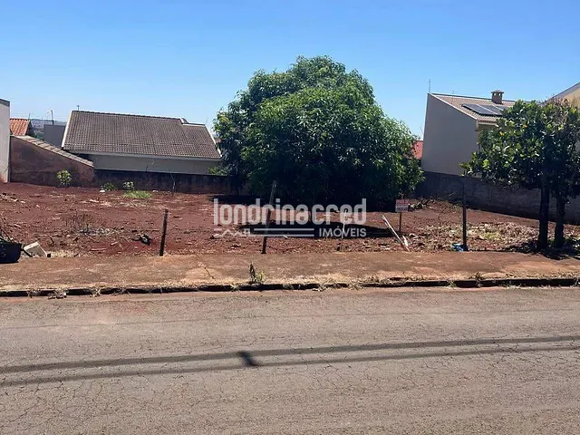 Terreno com 300m², à venda, no bairro Jardim Las Vegas em Ibiporã