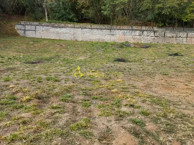 Terreno com 297m², à venda, no bairro São Geraldo em Aparecida