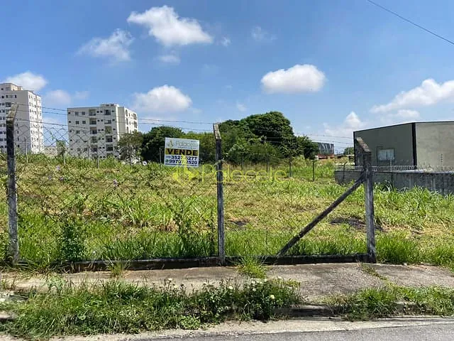 Terreno com 750m², à venda, no bairro Chacara Guisard em Taubaté