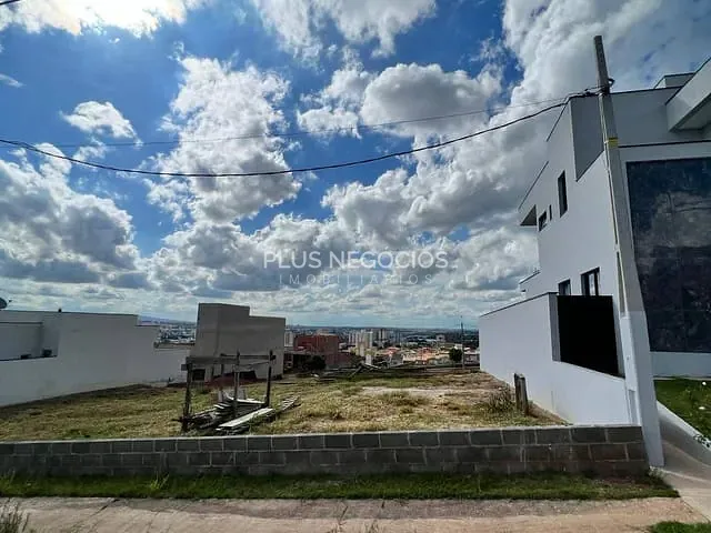 Terreno com 312m², à venda, no bairro Jardim Vila São Domingos em Sorocaba