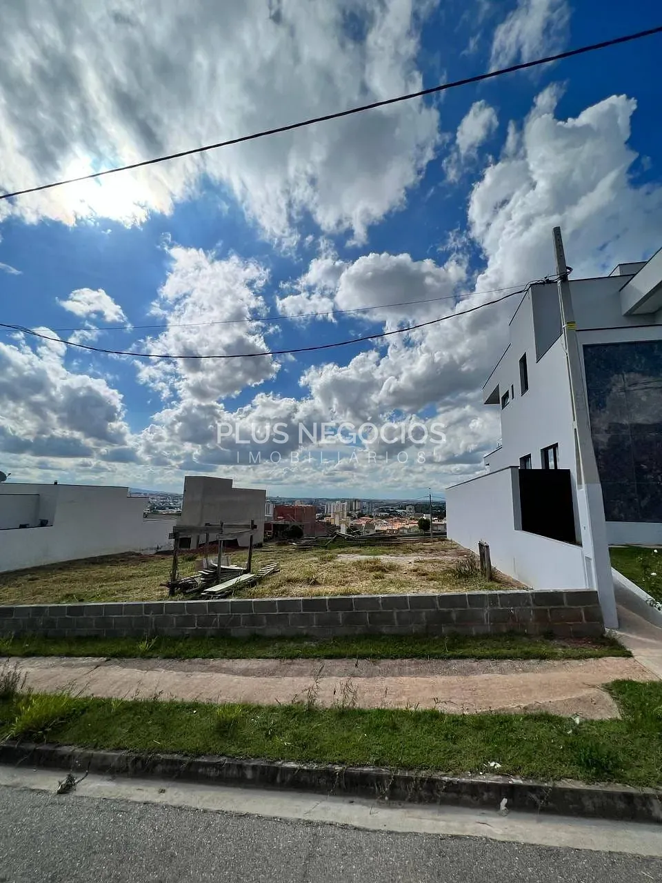 Terreno, 312 m² - Foto 1