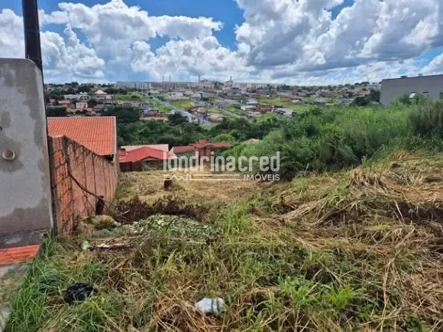 Terreno com 360m², à venda, no bairro Colúmbia em Londrina