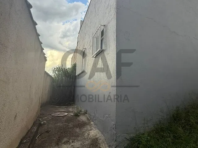 Terreno com 228m², à venda, no bairro Parque Rodrigues em Amparo