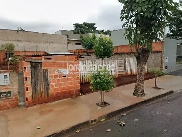 Terreno com 250m², à venda, no bairro Parque Industrial Castelo Branco em Ibiporã