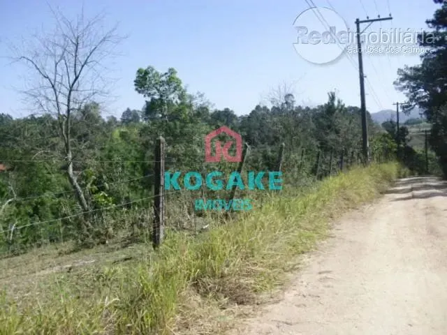 Terreno com 2720m², à venda, no bairro Veraneio Ijal em Jacareí