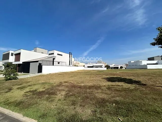 Terreno com 493m², à venda, no bairro Alphaville Nova Esplanada 3 em Votorantim
